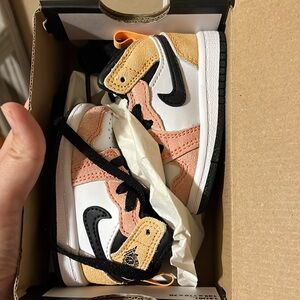 Nike baby Jordan 1 SE BT never worn brand new size 2C